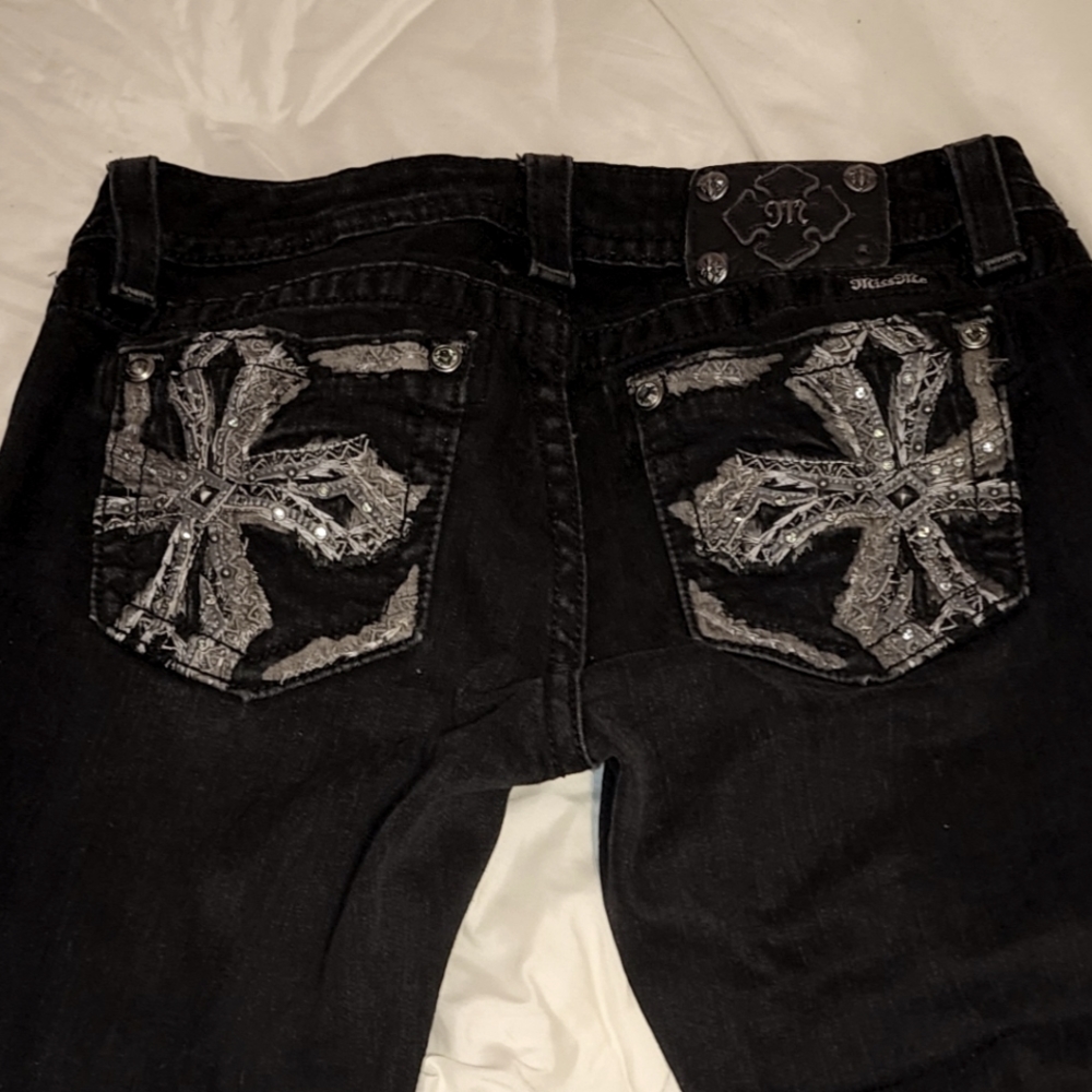 MissMe jeans-- black color-- size 30 which is equivalent to size 10/11